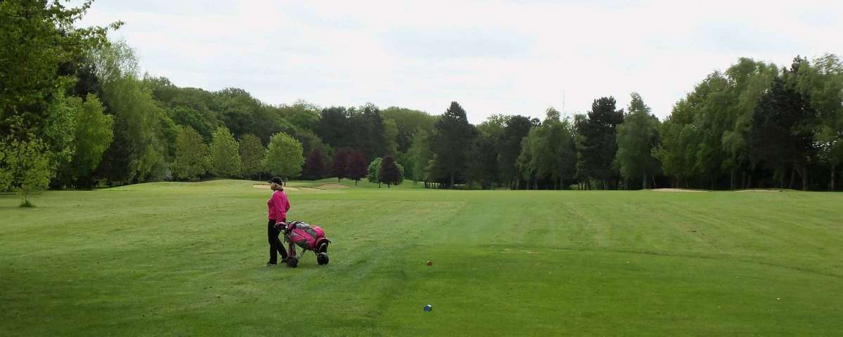 Villarceaux - 6th Hole from Yellow Tees